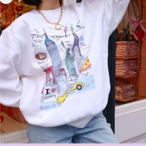 Graphic White Sweatshirt